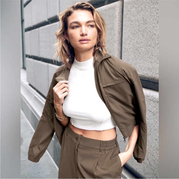 BEYOND YOGA STATUS POCKET JACKET SIZE XL MUSHROOM BROWN LIKE NEW - Picture 3 of 13